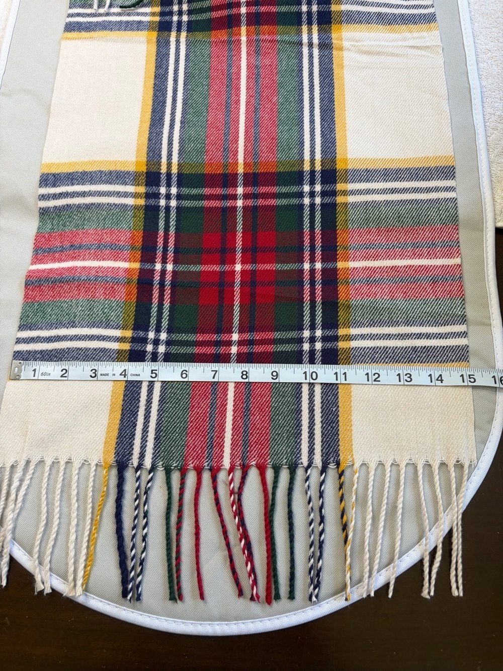 NWT Plaid Fringe Knit Soft Scarf in Cream, Green & Red - Picture 2 of 4
